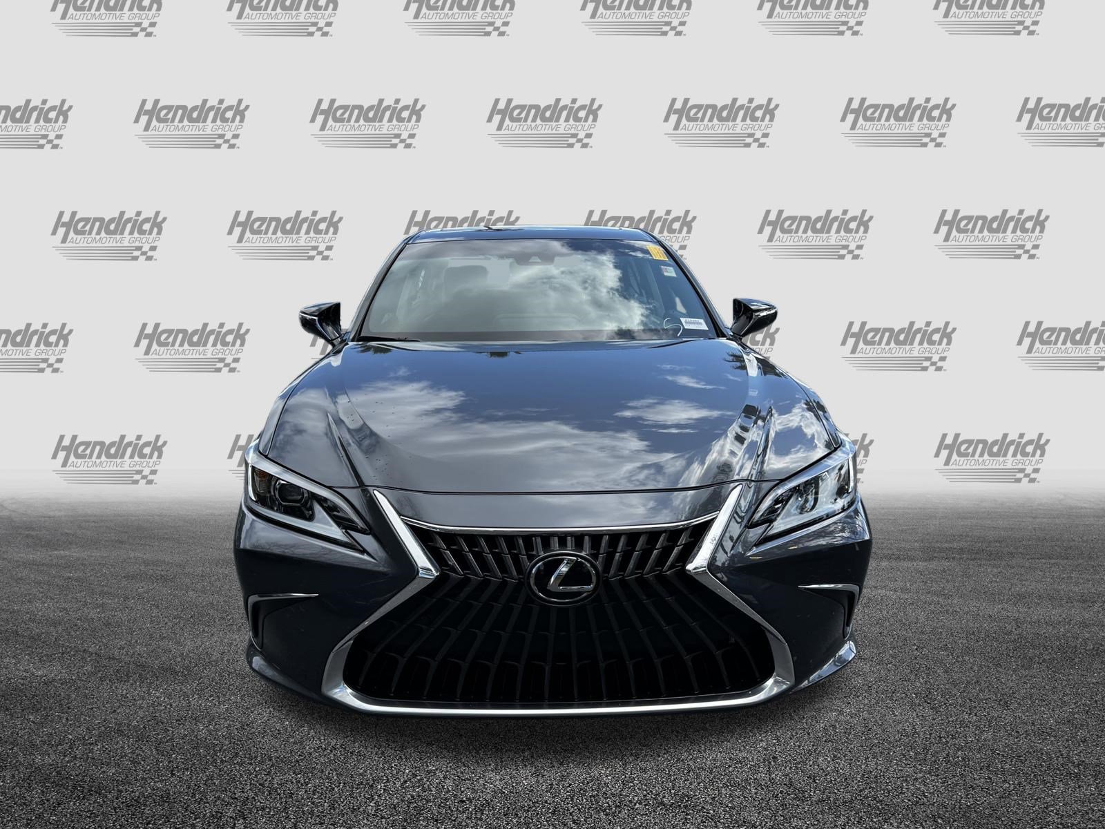 Certified 2025 Lexus ES 350 w/ Premium Package image 3