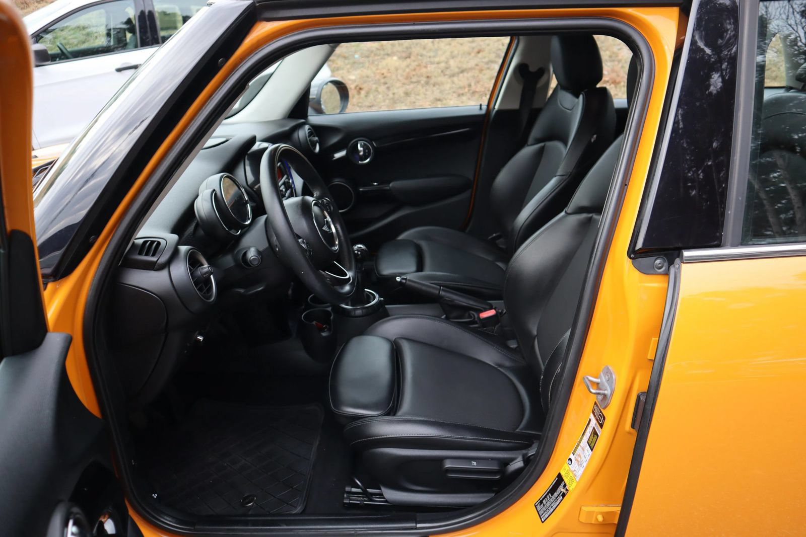 Used 2015 MINI Cooper S FWD image 9
