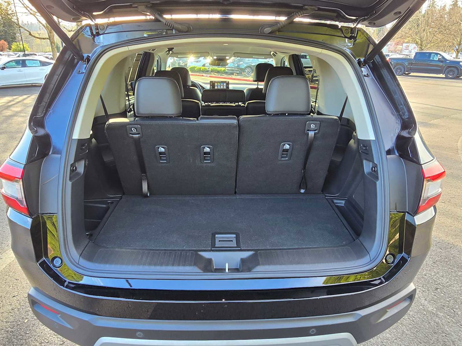 Used 2025 Honda Pilot EX-L image 14