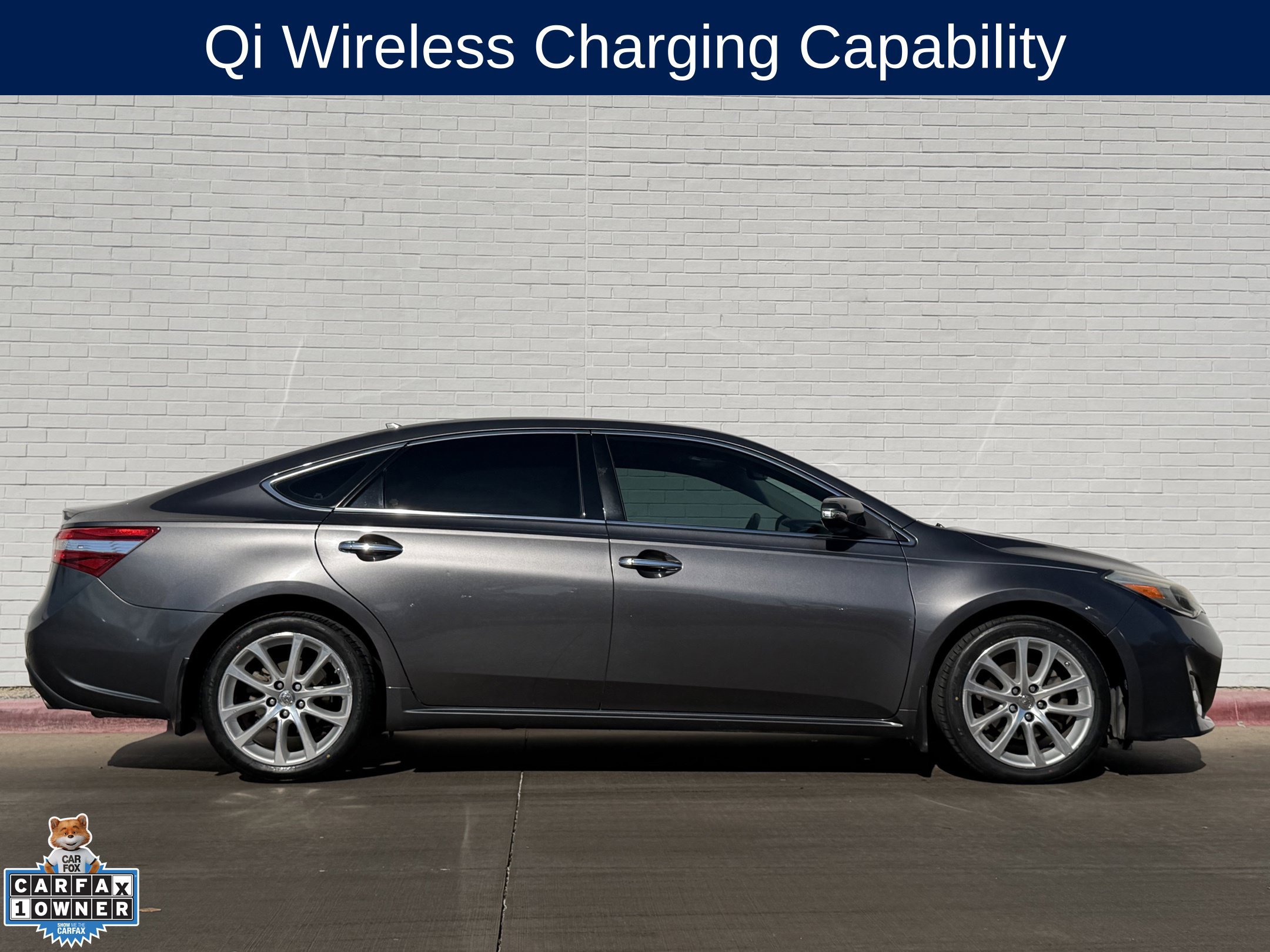 Used 2014 Toyota Avalon Limited w/ Technology Package FWD image 3