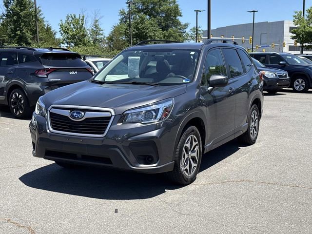 Used 2020 Subaru Forester Premium AWD/4WD image 5