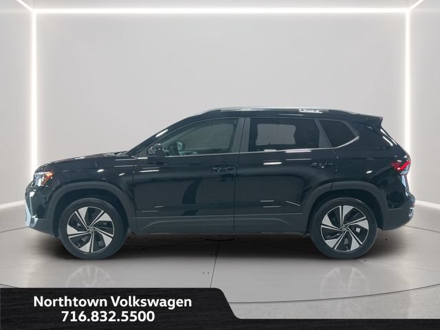 New 2026 Volkswagen Taos SE AWD/4WD image 2