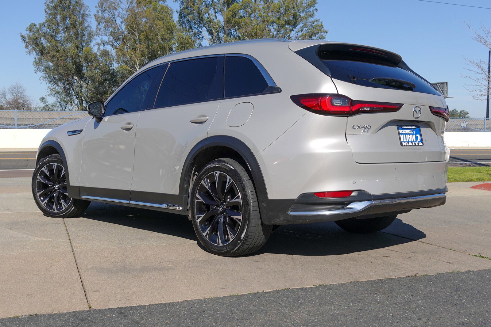 Certified 2024 MAZDA CX-90 Plug-In Hybrid w/ Premium Plus image 7