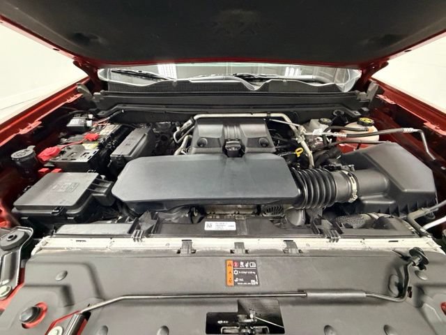 Certified 2023 Chevrolet Colorado ZR2 w/ ZR2 Convenience Package III AWD/4WD image 28