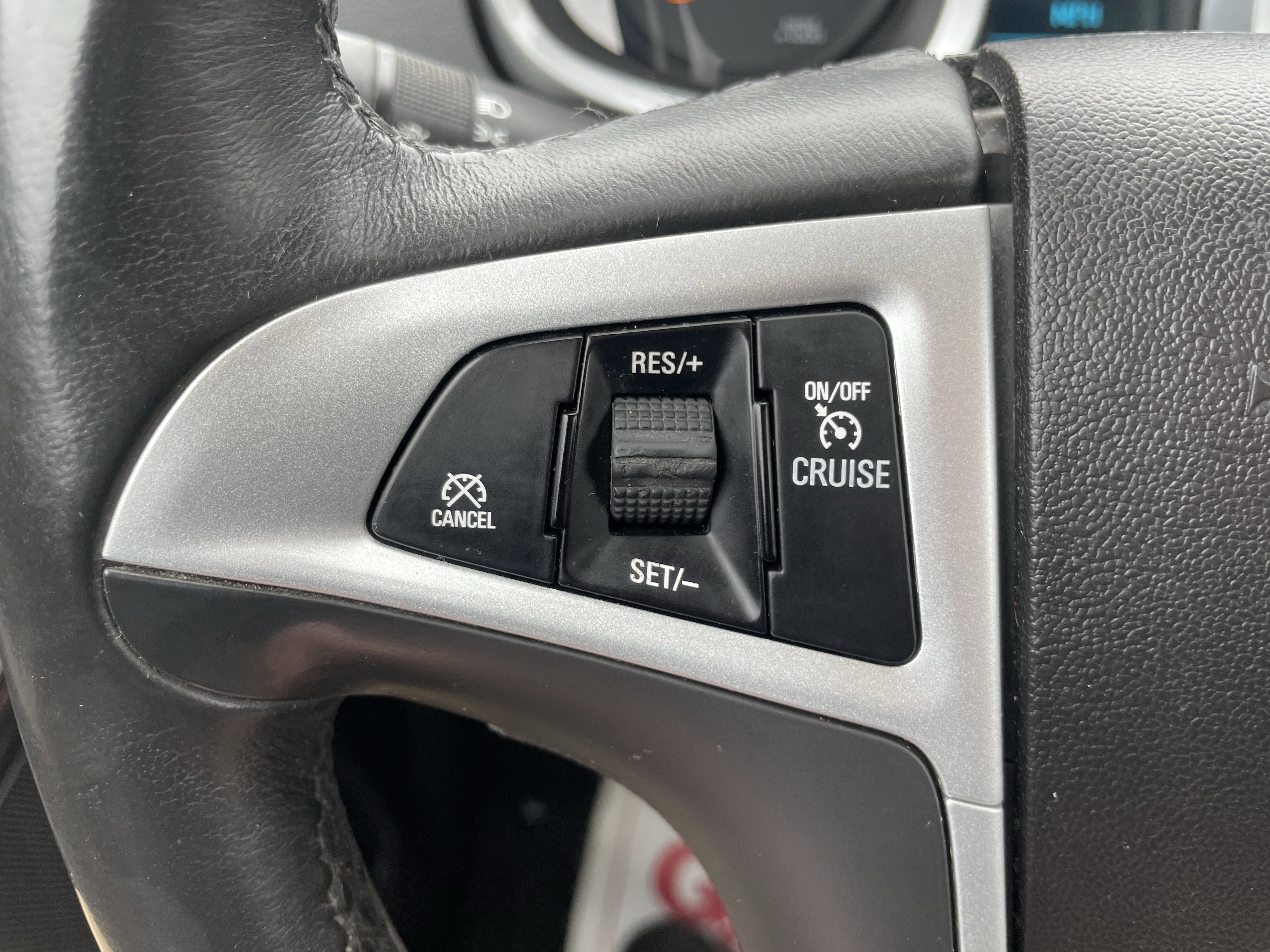 Used 2013 Chevrolet Equinox LT w/ All Star Package image 14