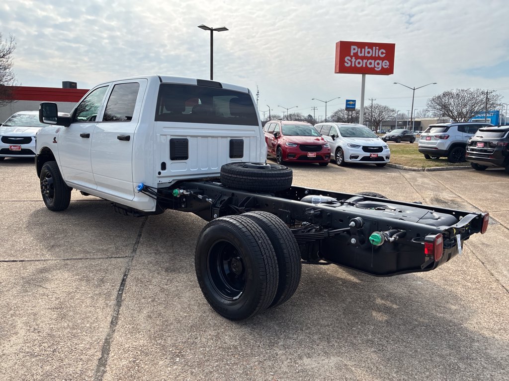 New 2026 RAM 3500 Tradesman AWD/4WD image 3