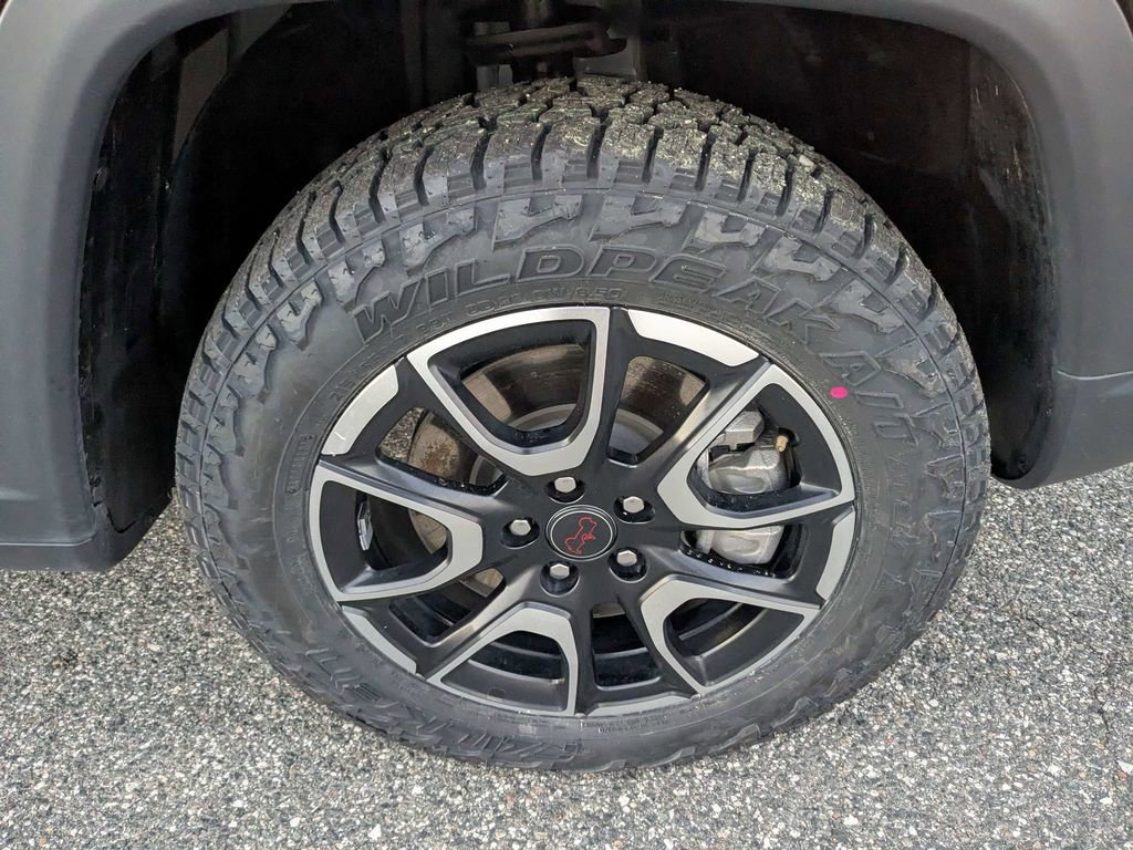 Used 2025 Jeep Compass Trailhawk w/ Trailhawk Elite Group image 11