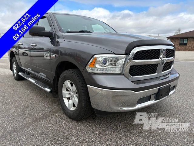 Used 2018 RAM 1500 Classic SLT w/ Luxury Group image 10
