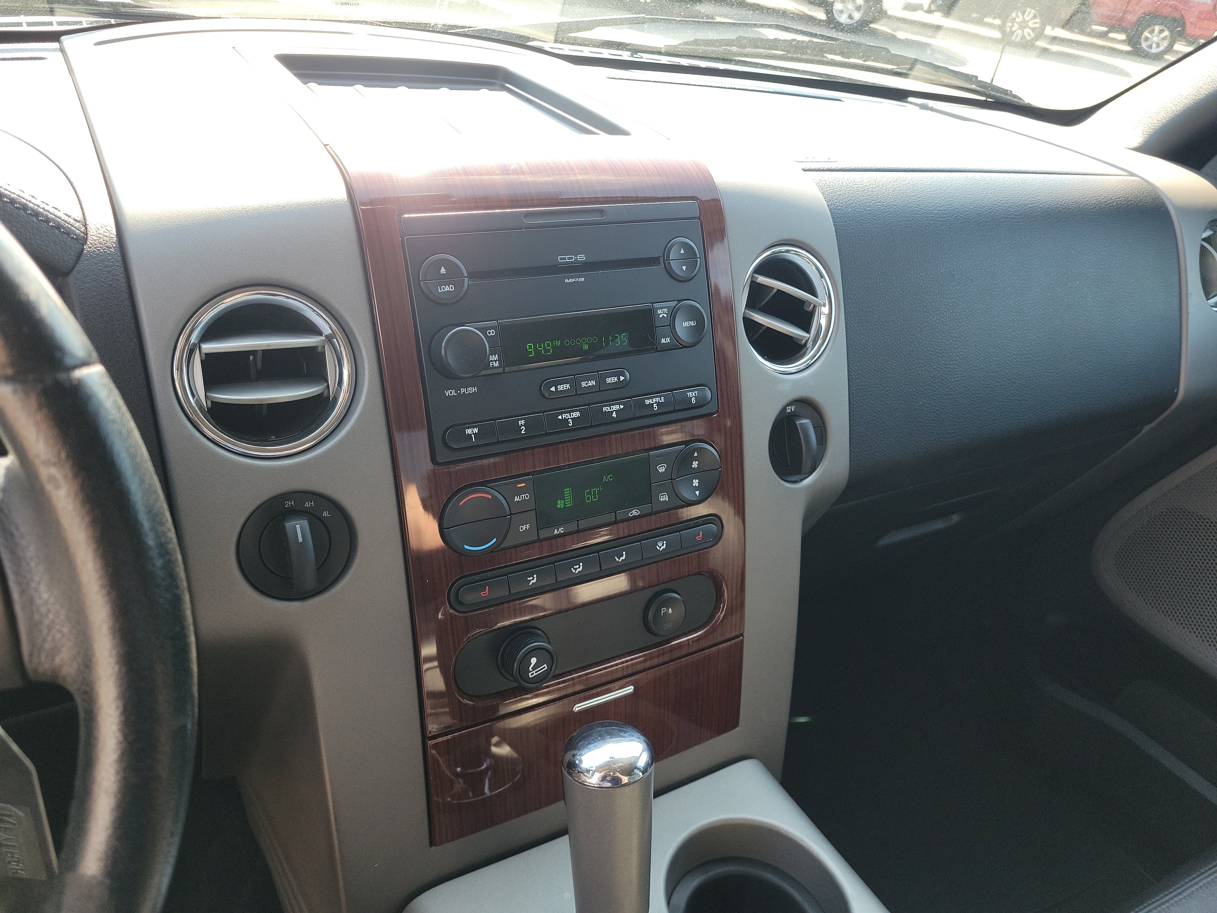 Used 2006 Ford F150 Lariat AWD/4WD image 26