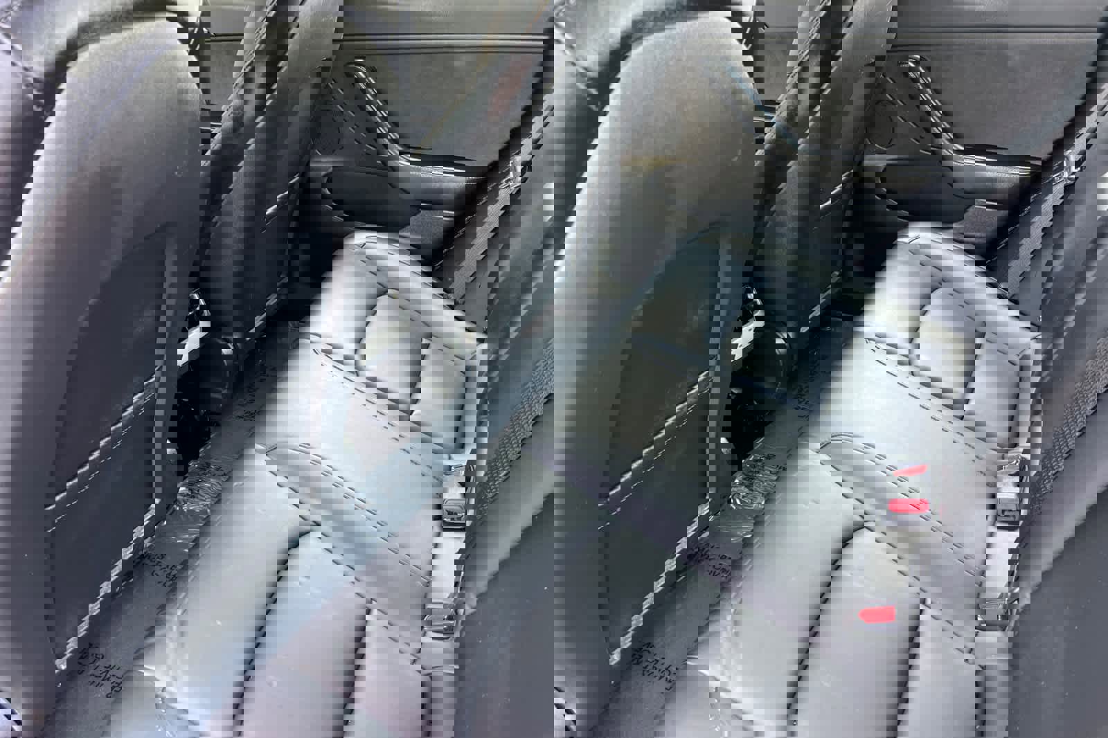 Used 2022 Tesla Model 3 Long Range AWD/4WD image 4