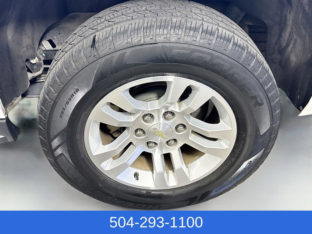 Used 2019 Chevrolet Suburban LT image 33