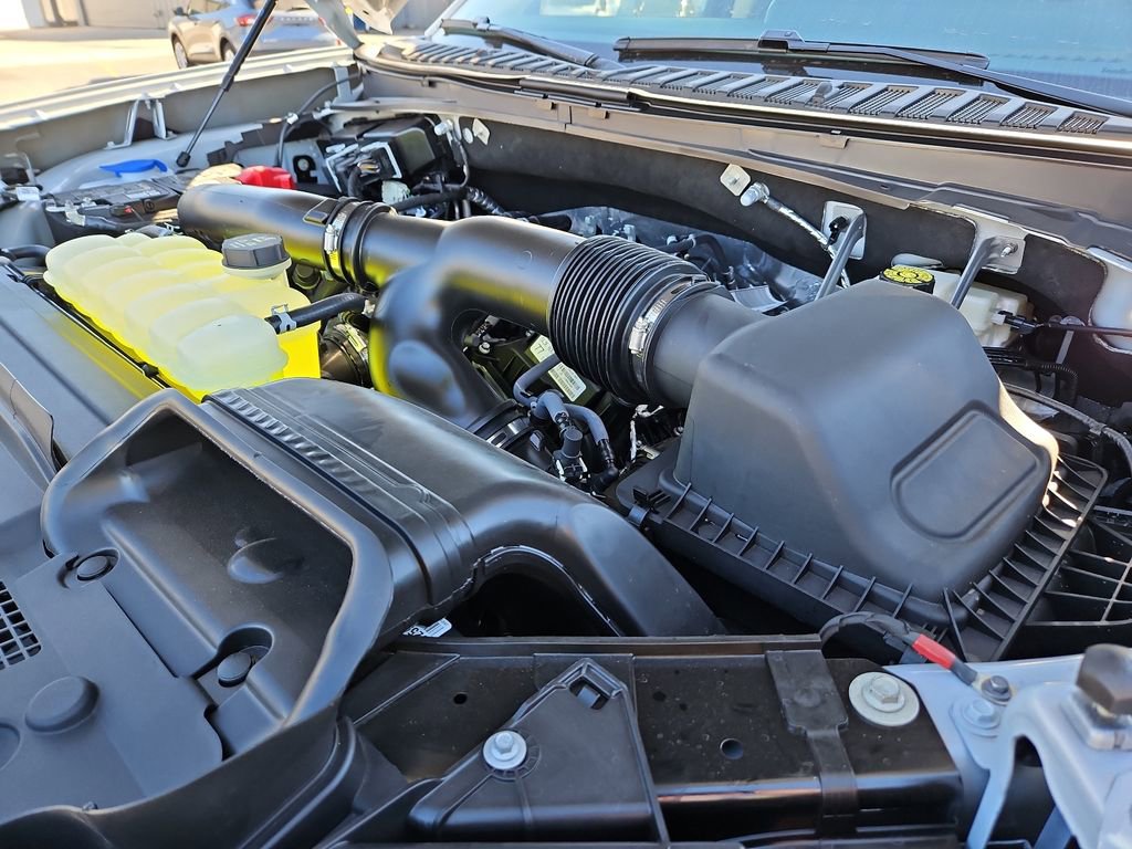 New 2025 Ford Expedition Active image 15