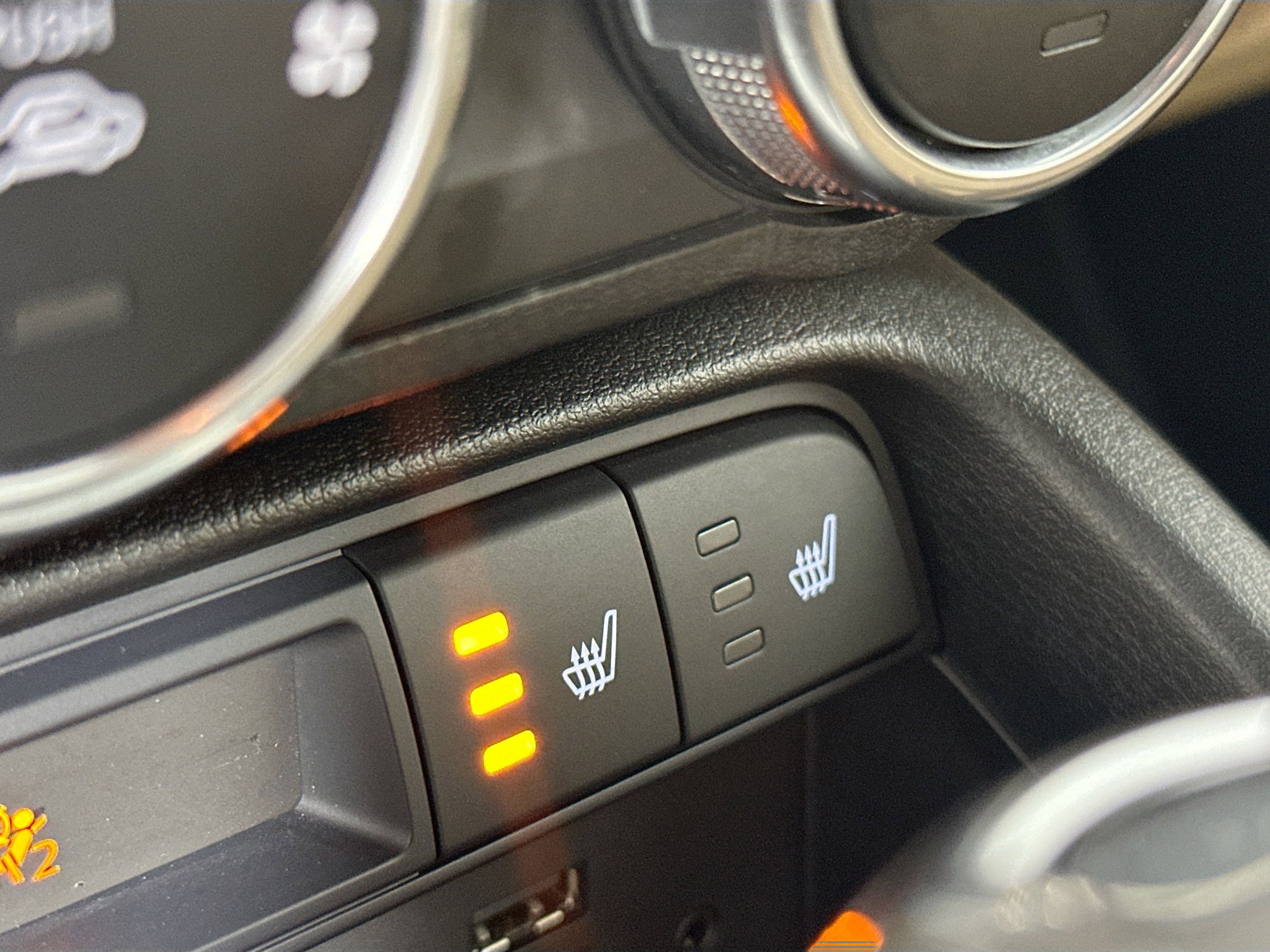 Used 2019 MAZDA MX-5 Miata RF Grand Touring image 18