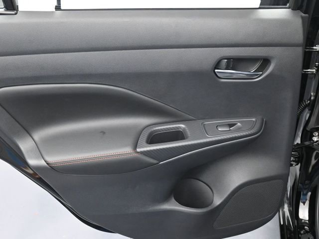 New 2025 Nissan Versa SR w/ Trunk Package FWD image 25