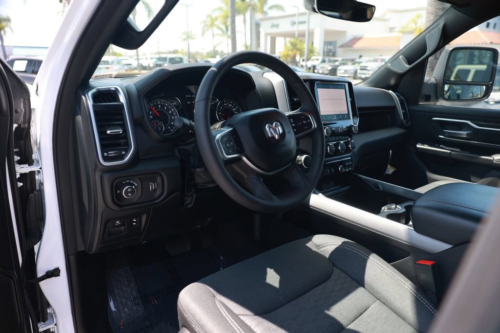 Used 2025 RAM 1500 Big Horn AWD/4WD image 15