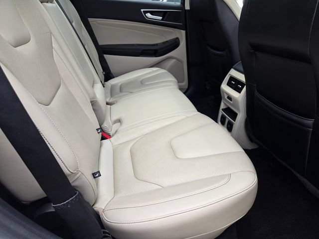 Used 2018 Ford Edge Titanium w/ Equipment Group 302A FWD image 14
