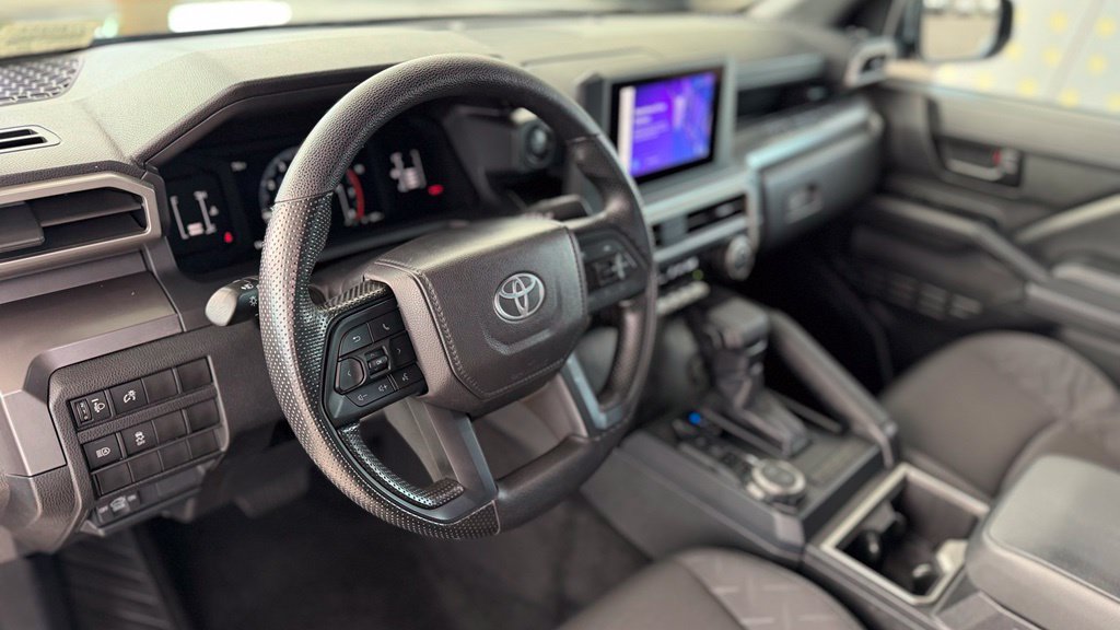 Used 2026 Toyota Tacoma SR5 AWD/4WD image 6
