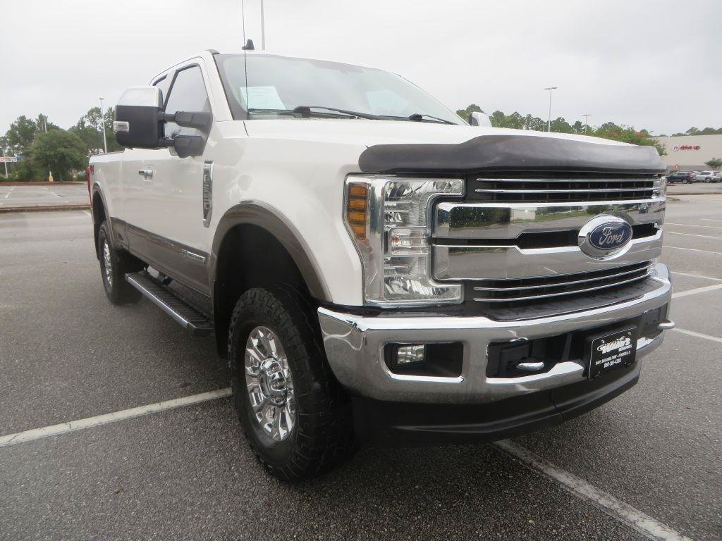 Used 2019 Ford F250 Lariat w/ Chrome Package AWD/4WD image 4