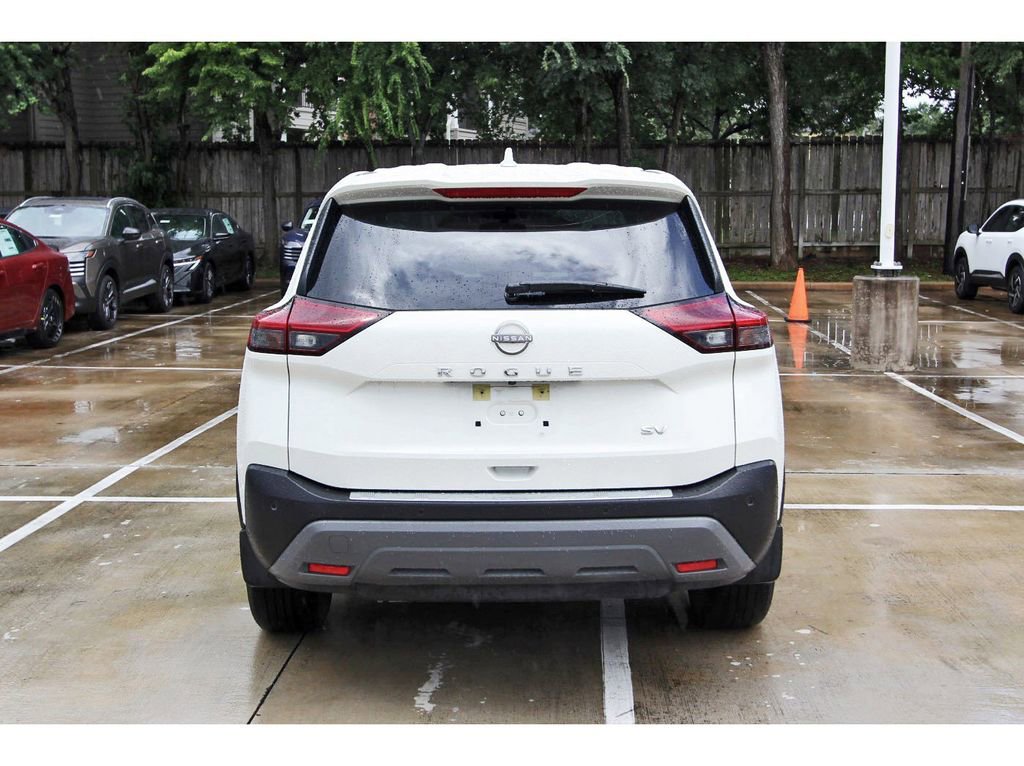 Used 2023 Nissan Rogue SV FWD image 6