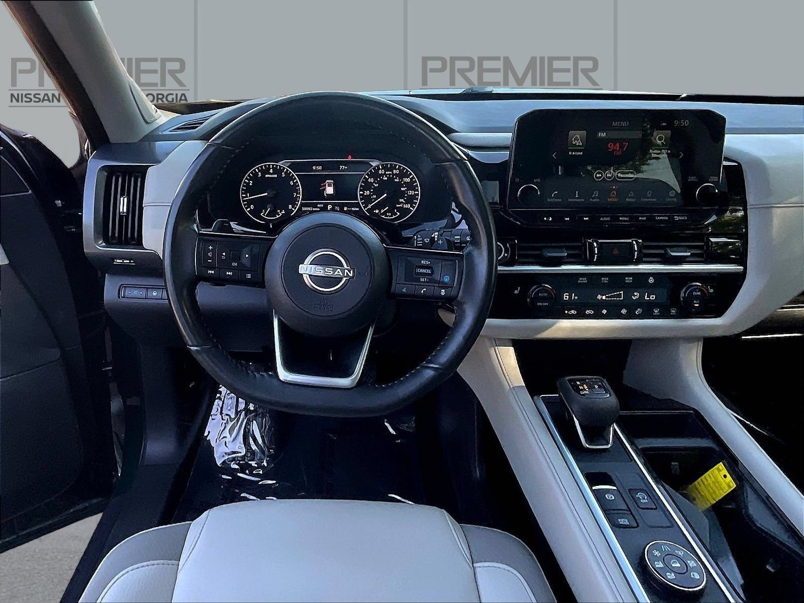 Certified 2023 Nissan Pathfinder SL w/ SL Premium Package AWD/4WD image 10