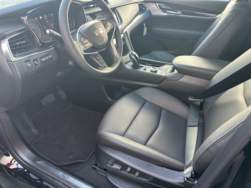 New 2024 Cadillac XT5 Premium Luxury w/ Technology Package image 11