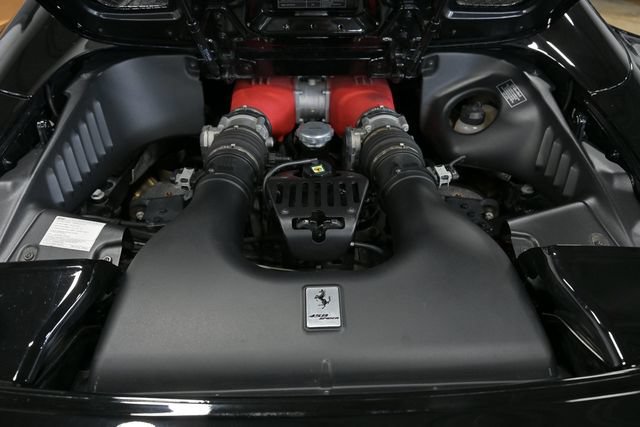 Used 2013 Ferrari 458 Spider RWD image 33