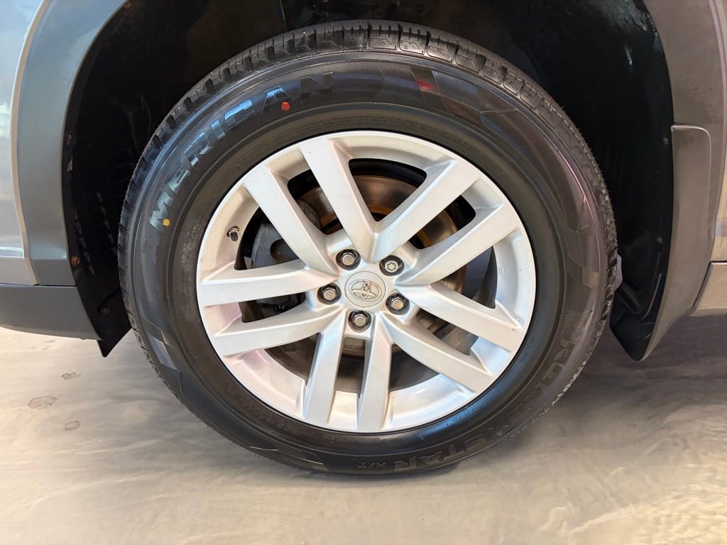 Used 2015 Toyota Highlander LE image 20