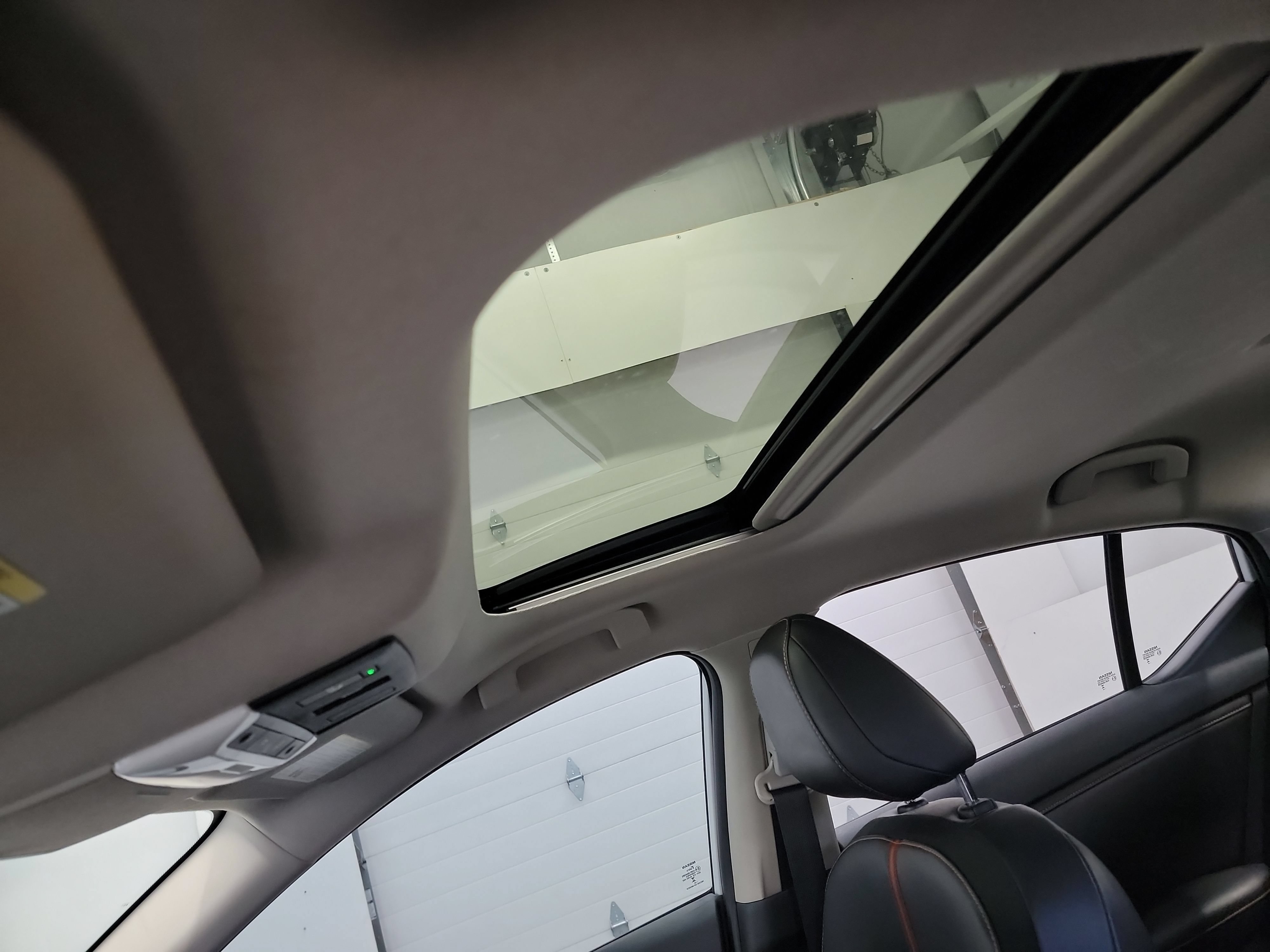 Used 2023 Nissan Sentra SR w/ SR Premium Package FWD image 24