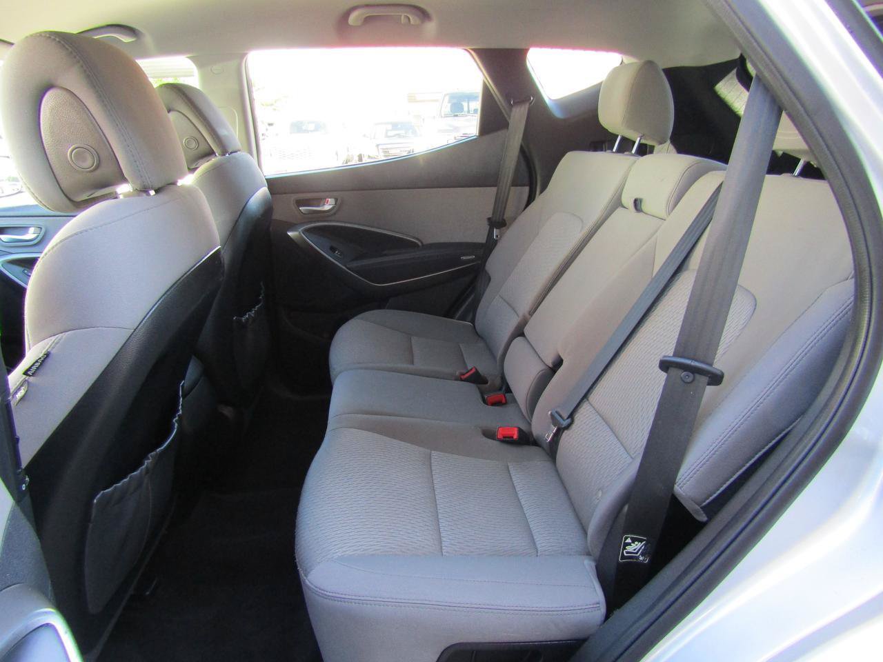 Used 2018 Hyundai Santa Fe Sport FWD image 9