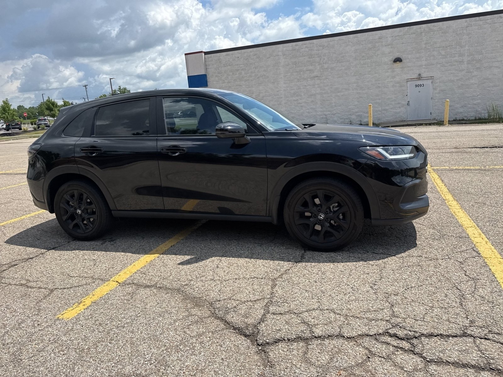 Used 2024 Honda HR-V Sport image 19