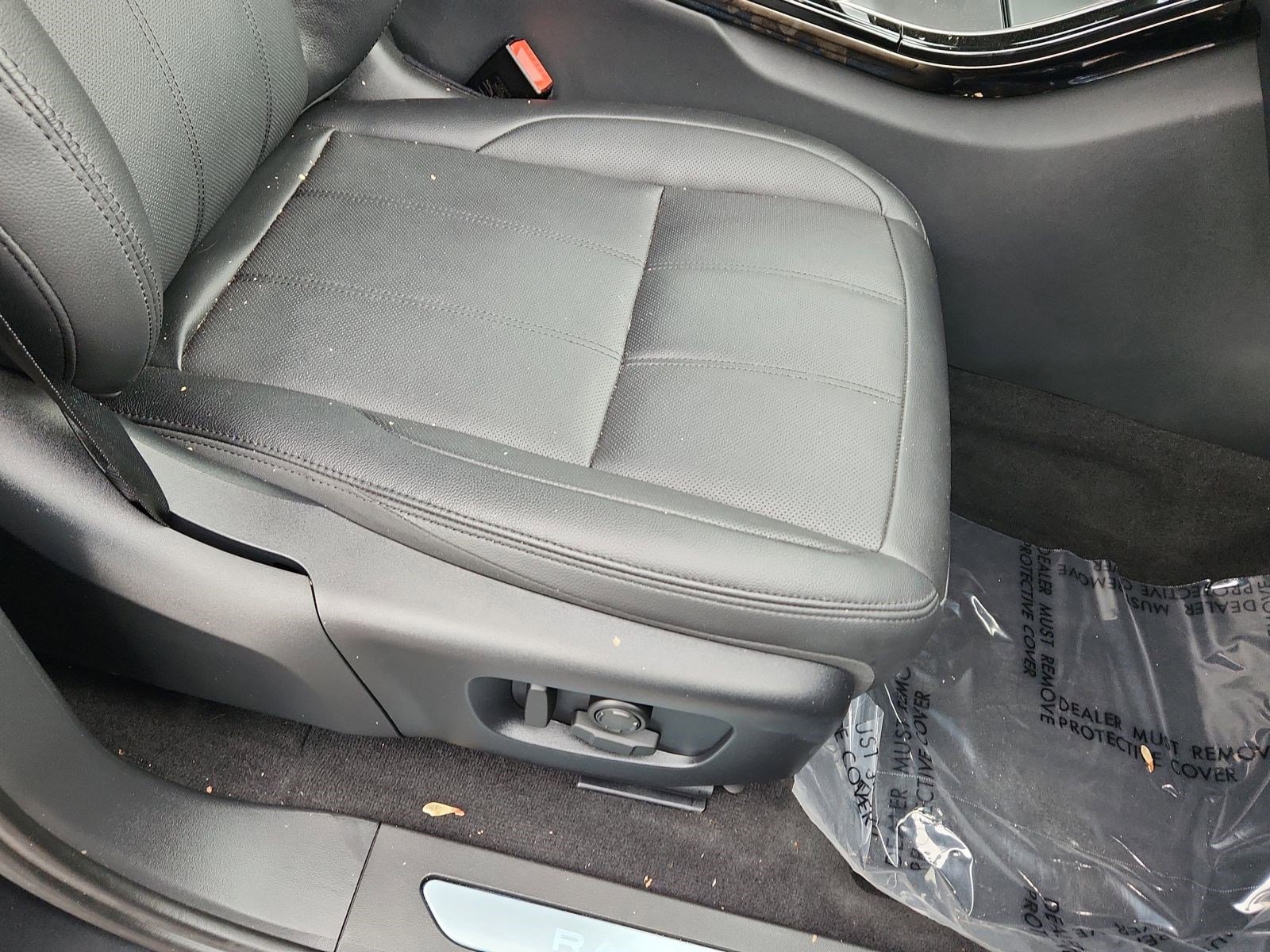 Used 2024 Land Rover Range Rover Evoque Dynamic SE image 17