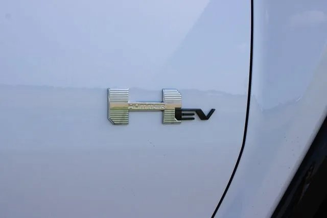 New 2025 GMC Hummer EV 2X image 9