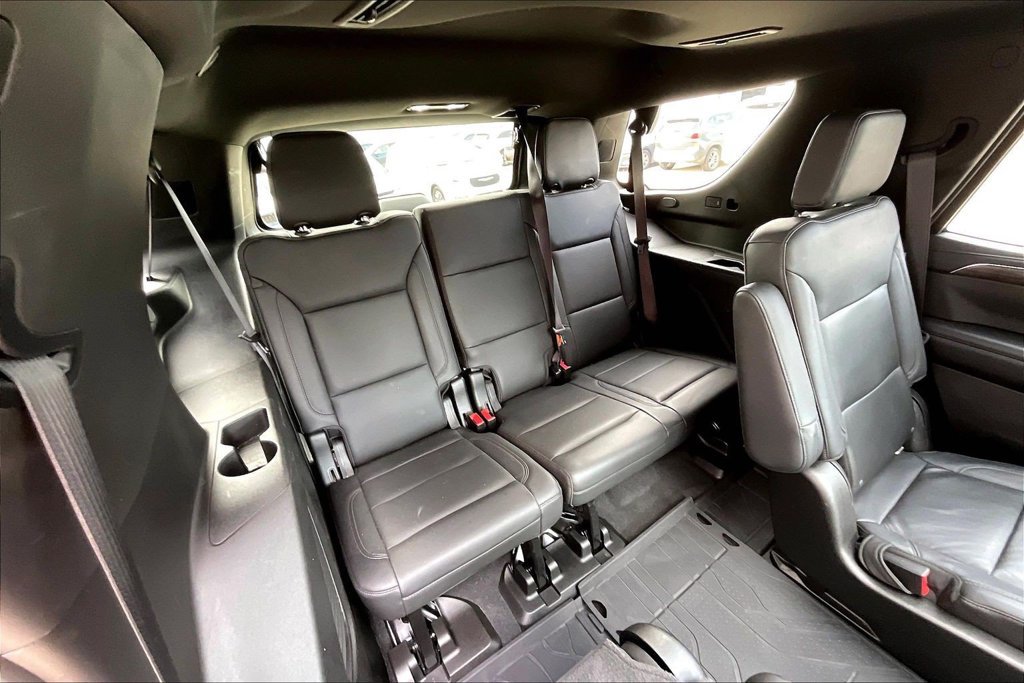 Used 2021 Chevrolet Tahoe Z71 w/ Z71 Signature Package AWD/4WD image 28