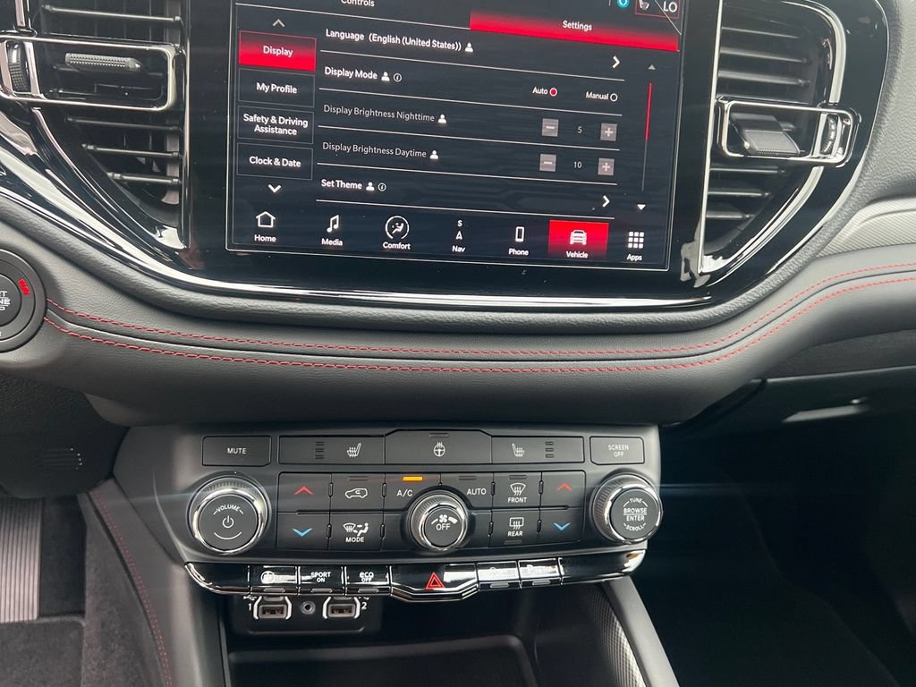 New 2026 Dodge Durango GT w/ Blacktop Package AWD/4WD image 33