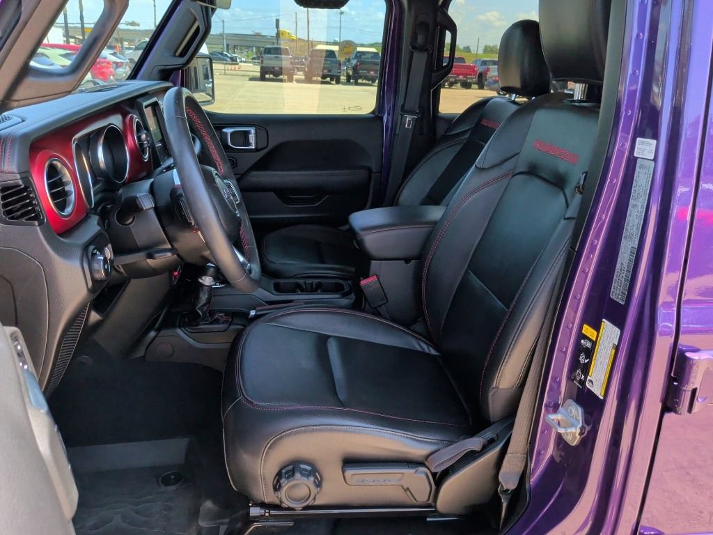 Used 2023 Jeep Wrangler Unlimited Rubicon AWD/4WD image 13