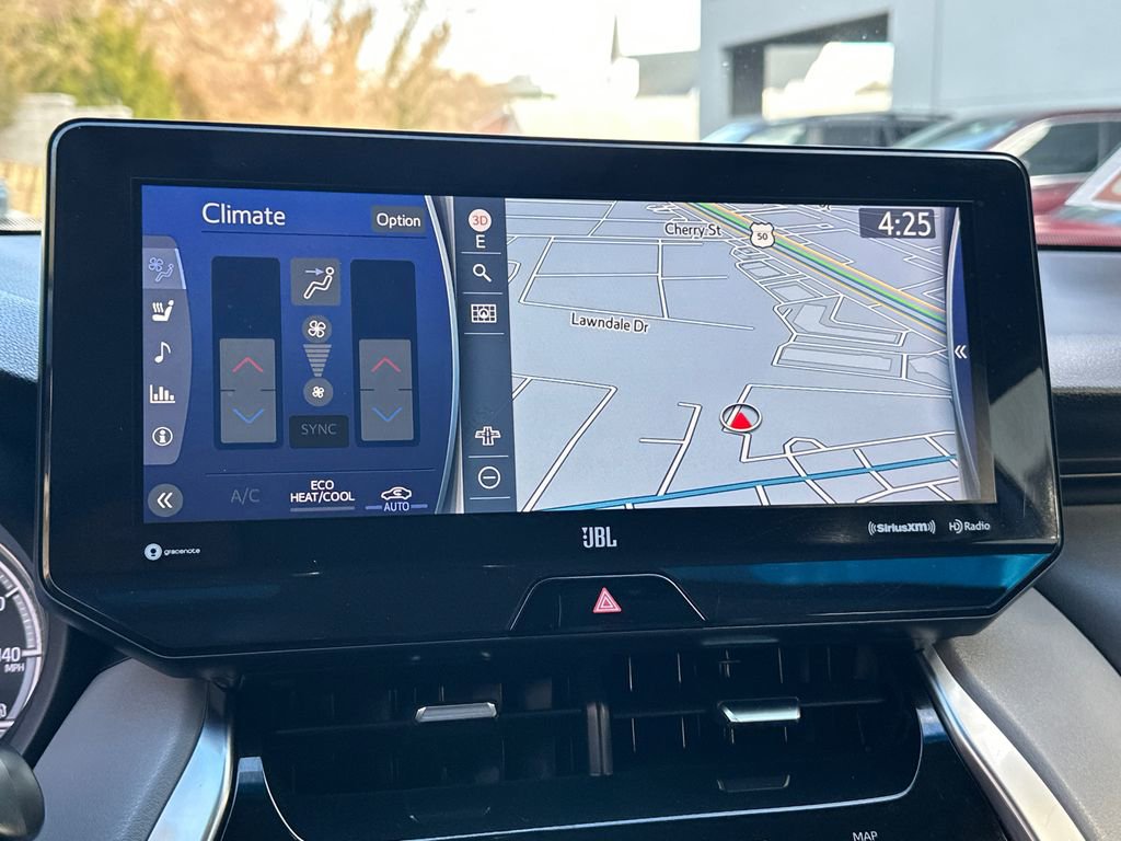 Certified 2022 Toyota Venza Limited image 26