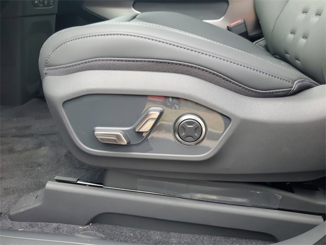 New 2026 Kia EV9 Wind image 17