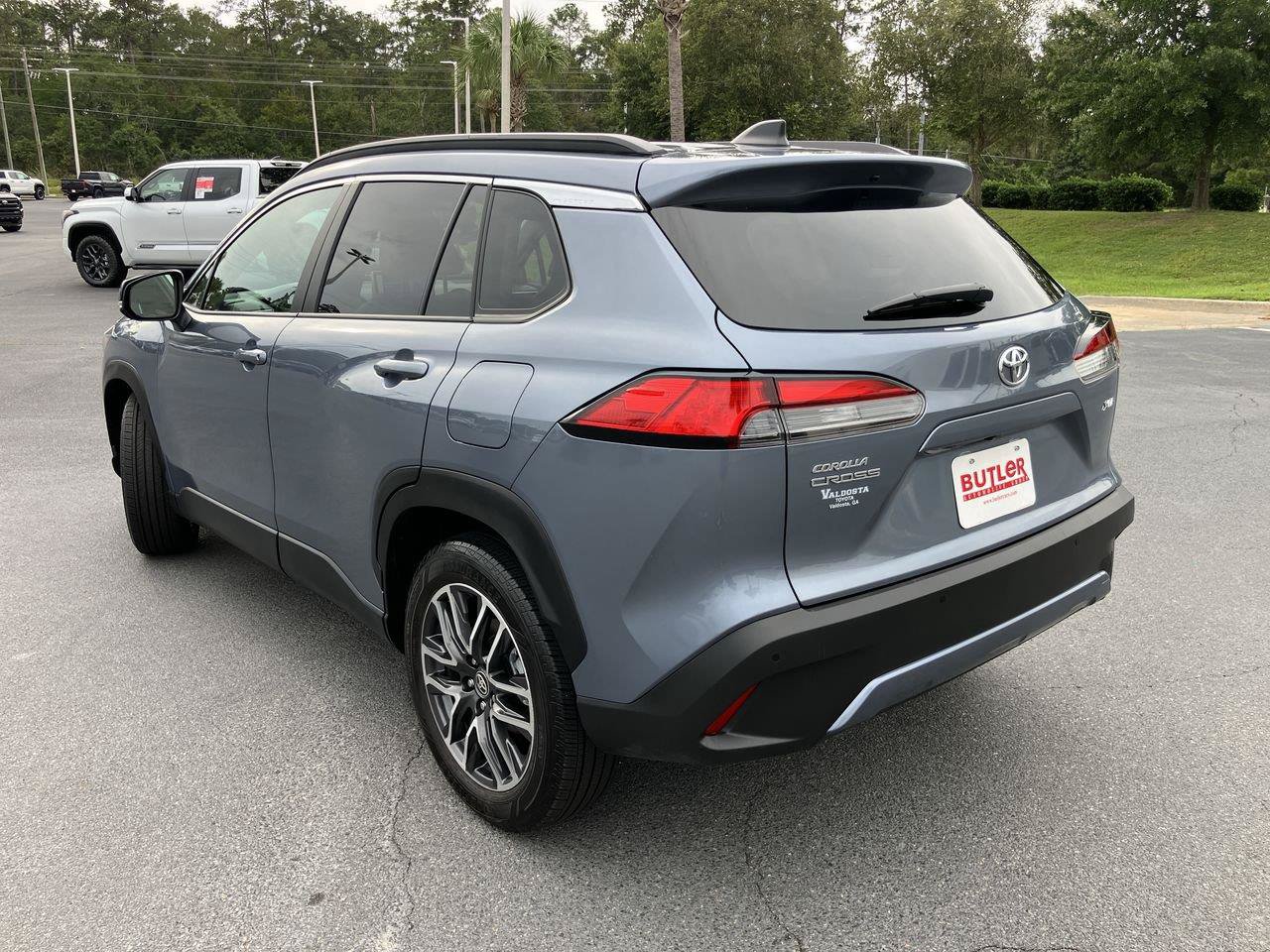 Certified 2026 Toyota Corolla Cross XLE FWD image 3