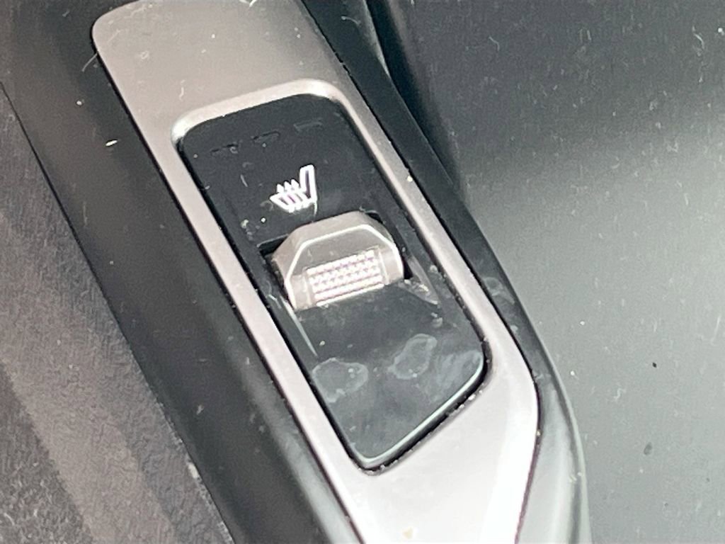 Certified 2025 Kia Sorento EX image 24