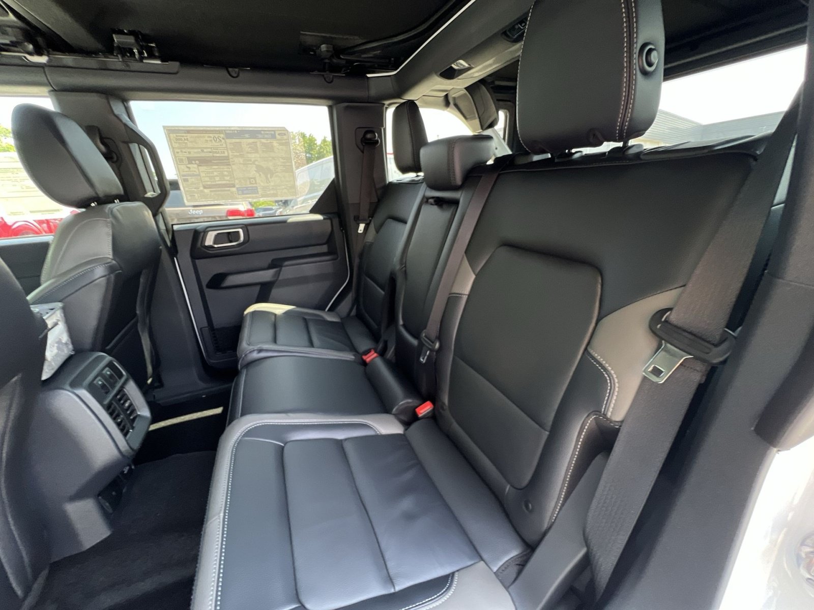 New 2026 Ford Bronco Outer Banks AWD/4WD image 24