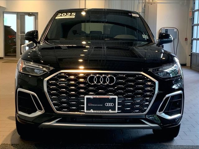 Certified 2025 Audi Q5 2.0T Premium Plus w/ Premium Plus Package AWD/4WD image 8