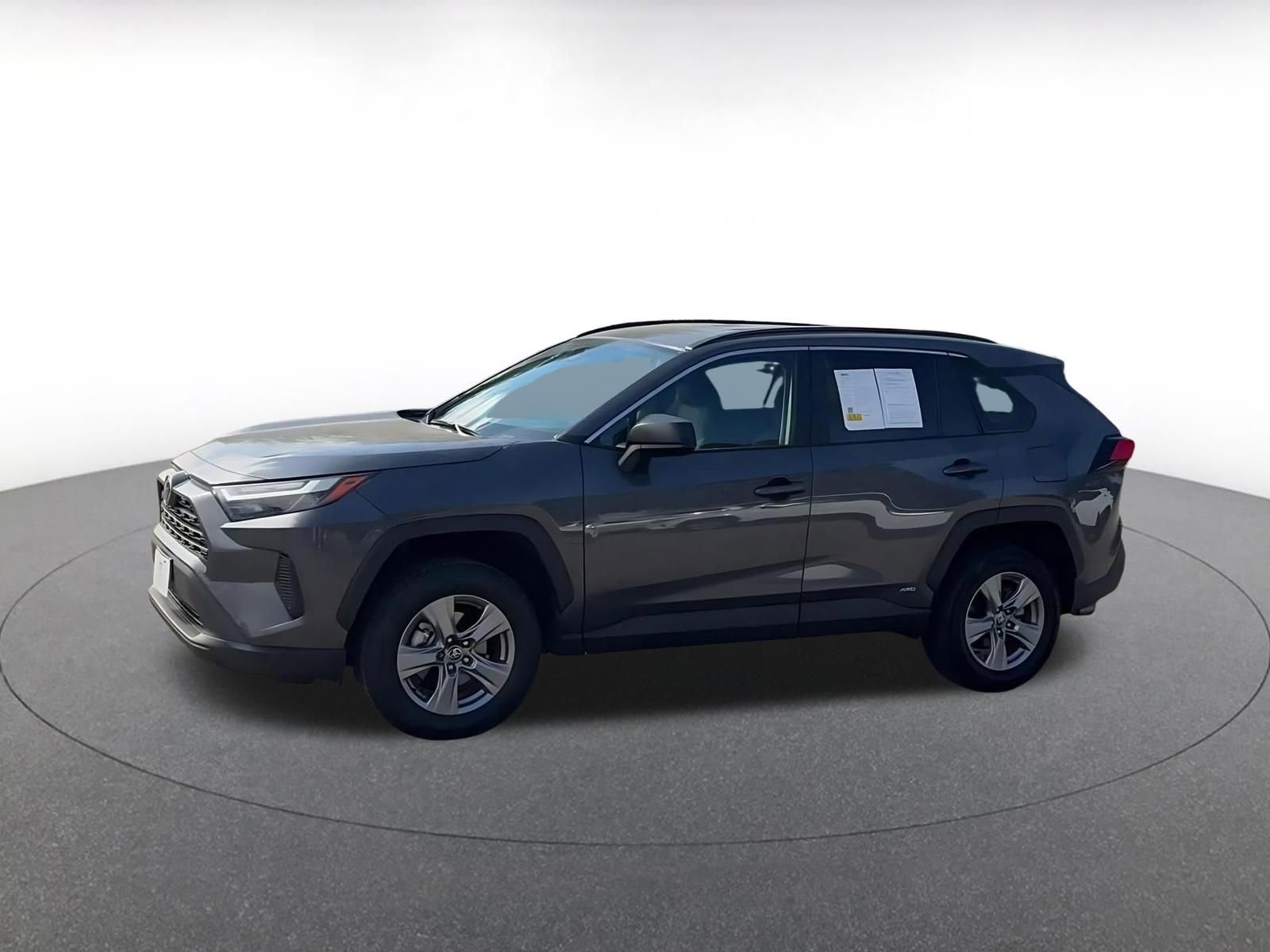 Used 2025 Toyota RAV4 LE image 8