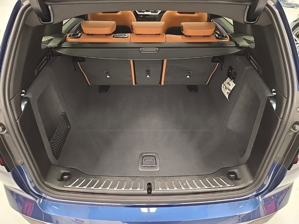 Certified 2024 BMW X3 xDrive30i w/ Convenience Package image 24