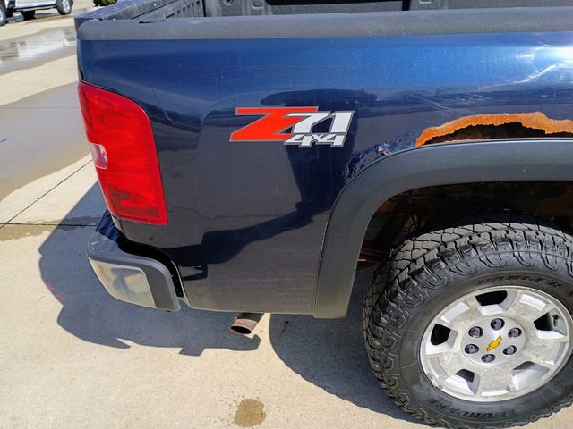 Used 2010 Chevrolet Silverado 1500 LT w/ Interior Plus Package image 15