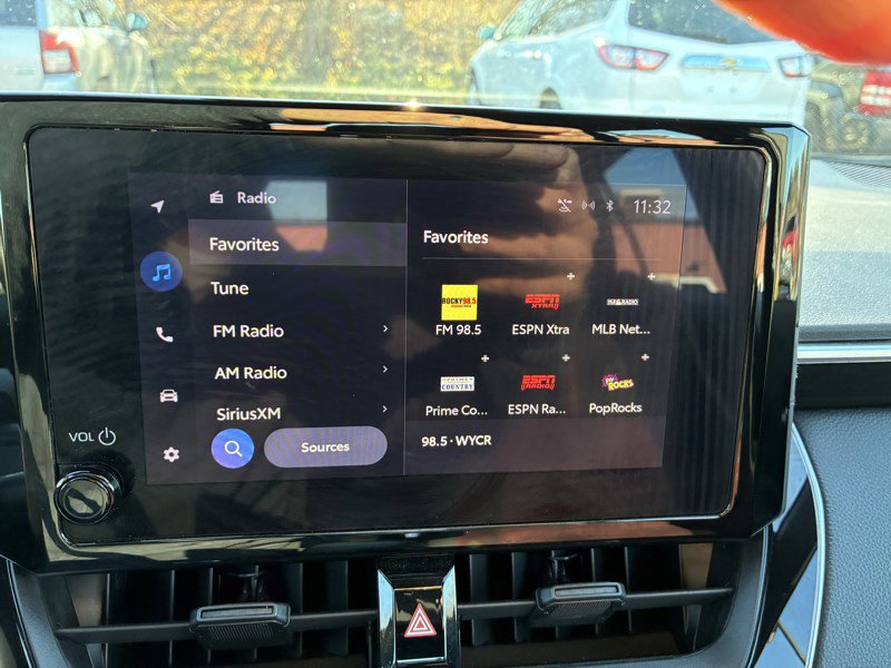 Used 2023 Toyota Corolla SE image 12