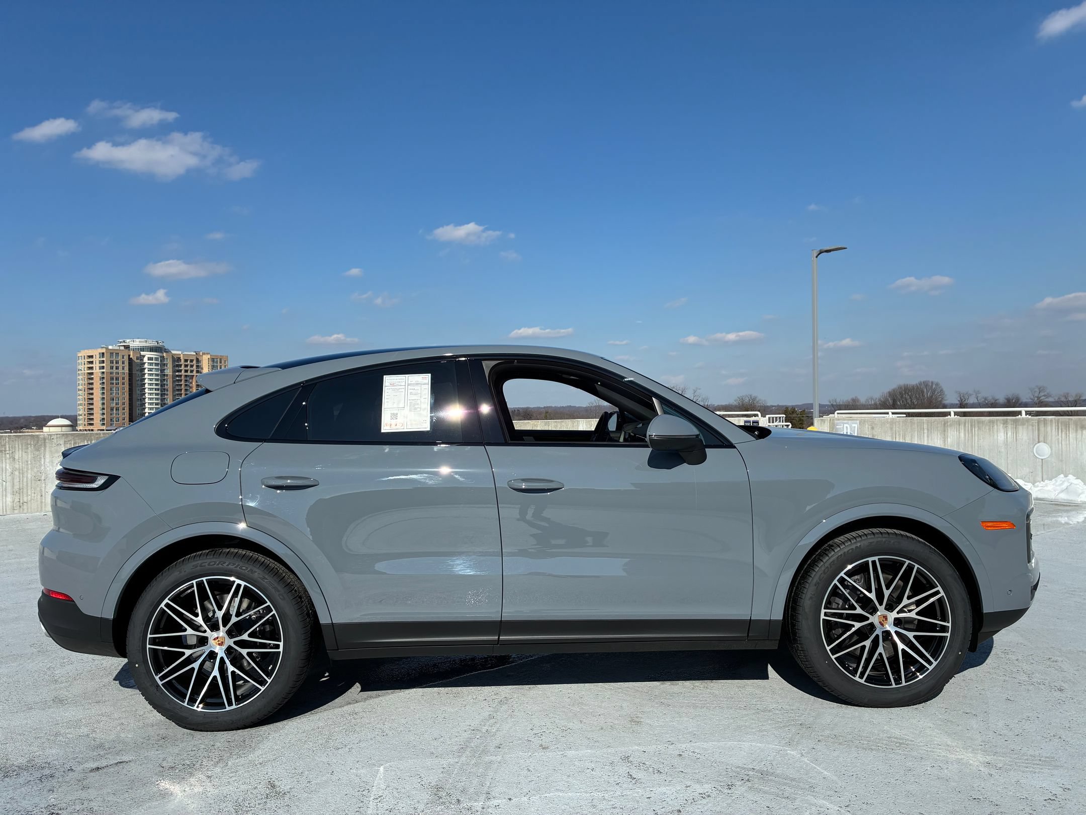 Used 2026 Porsche Cayenne Coupe AWD/4WD image 8