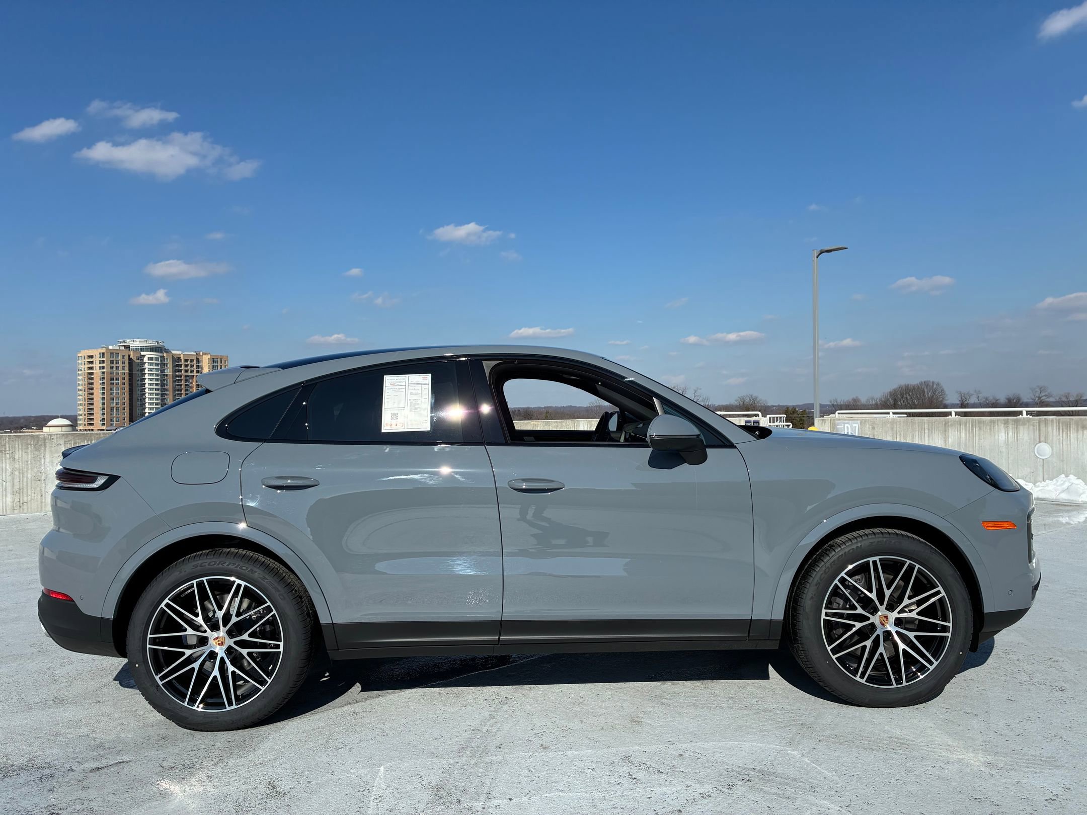 Used 2026 Porsche Cayenne Coupe AWD/4WD image 8