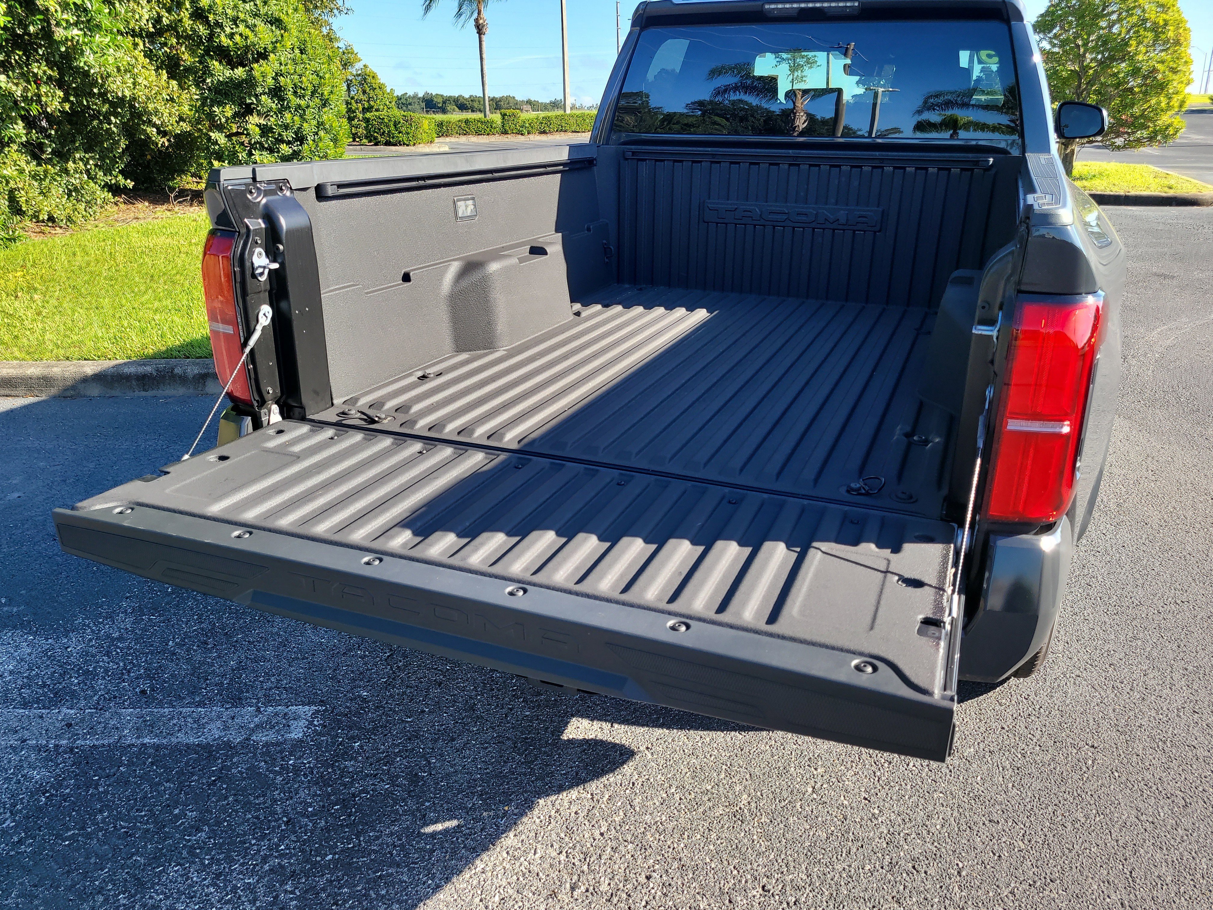 Certified 2025 Toyota Tacoma SR5 image 11