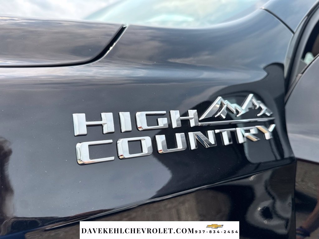 Used 2026 Chevrolet Suburban High Country w/ Sun And Tow Package AWD/4WD image 54