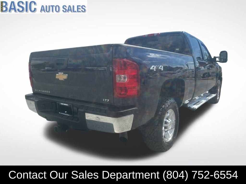 Used 2010 Chevrolet Silverado 2500 LTZ w/ Convenience Package image 6